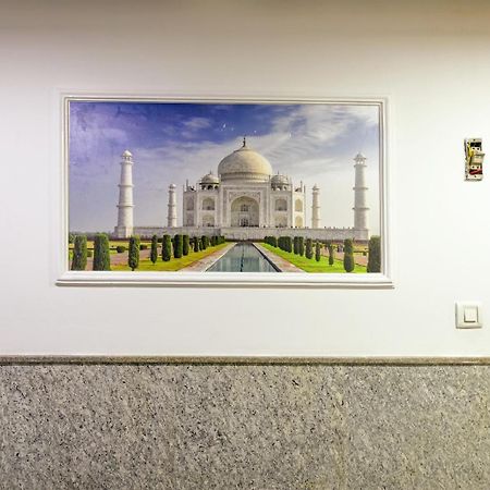 The Bellwood Suites Near Igi Airport New Delhi Eksteriør bilde